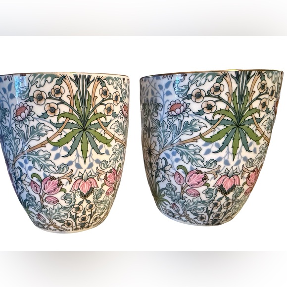Morris & Co. NWT Qty of 2 William Morris Elegant Bone China Floral Mug Set - Picture 2 of 10